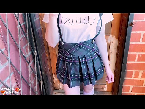 ❤️ Schoolgirl nyedot kontol nya deeply jeung fucks tinimbang kelas. ️❌ video porno di urang